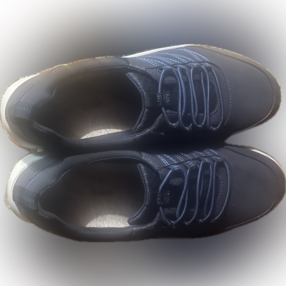 Clarks Adella Holly Slide On Sneakers Size 7 in Navy - New without Box - Picture 9 of 10